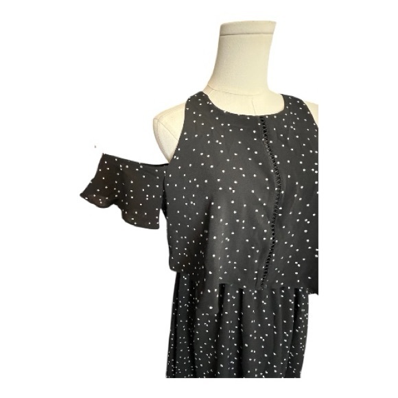 🆕 NWOT Mossimo black & white polka dot cold shoulder midi dress – size M - Picture 2 of 11